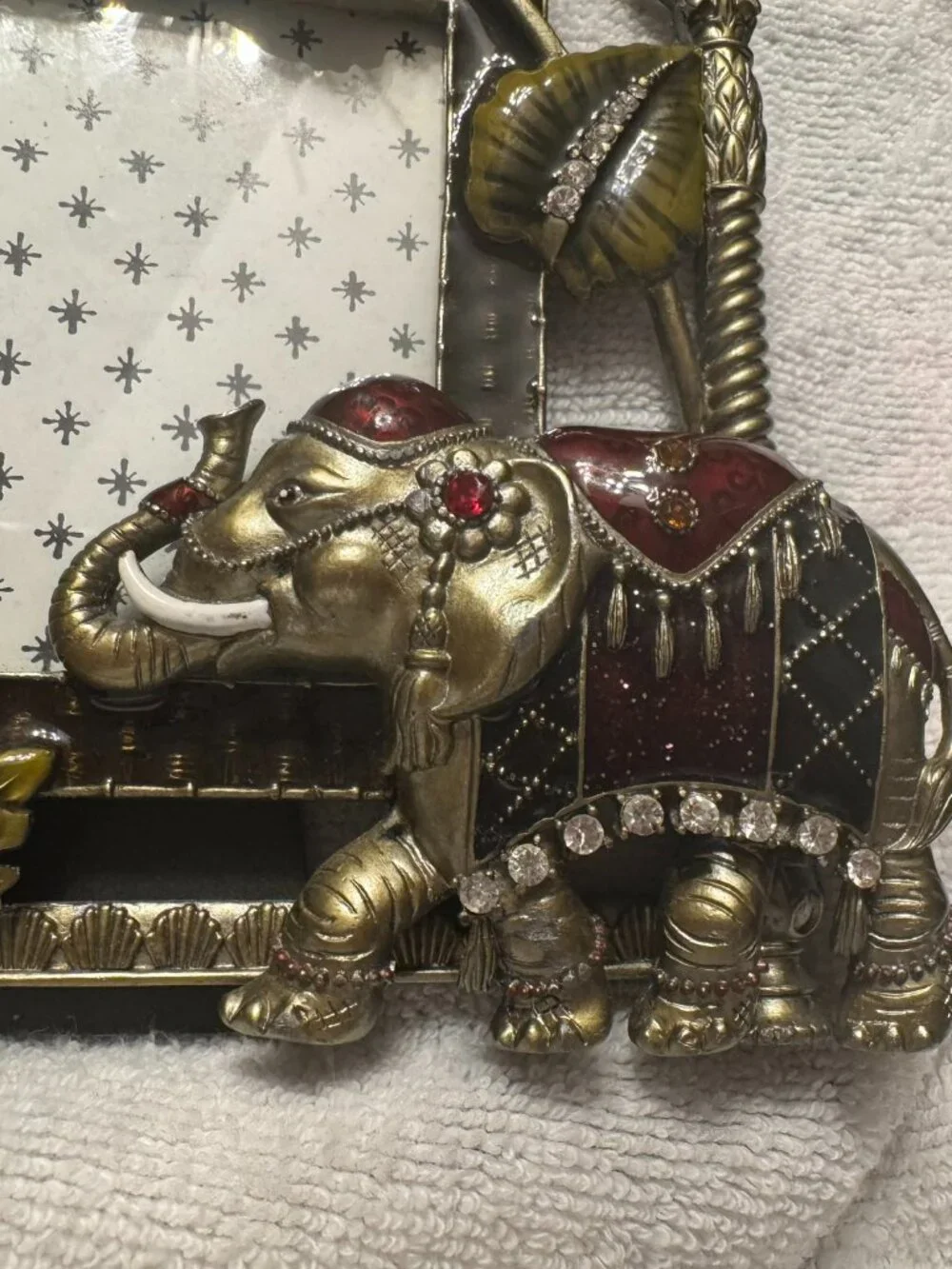 Vintage Z Gallerie Ornate Gold-tone elephant enamel leaf frame, 3